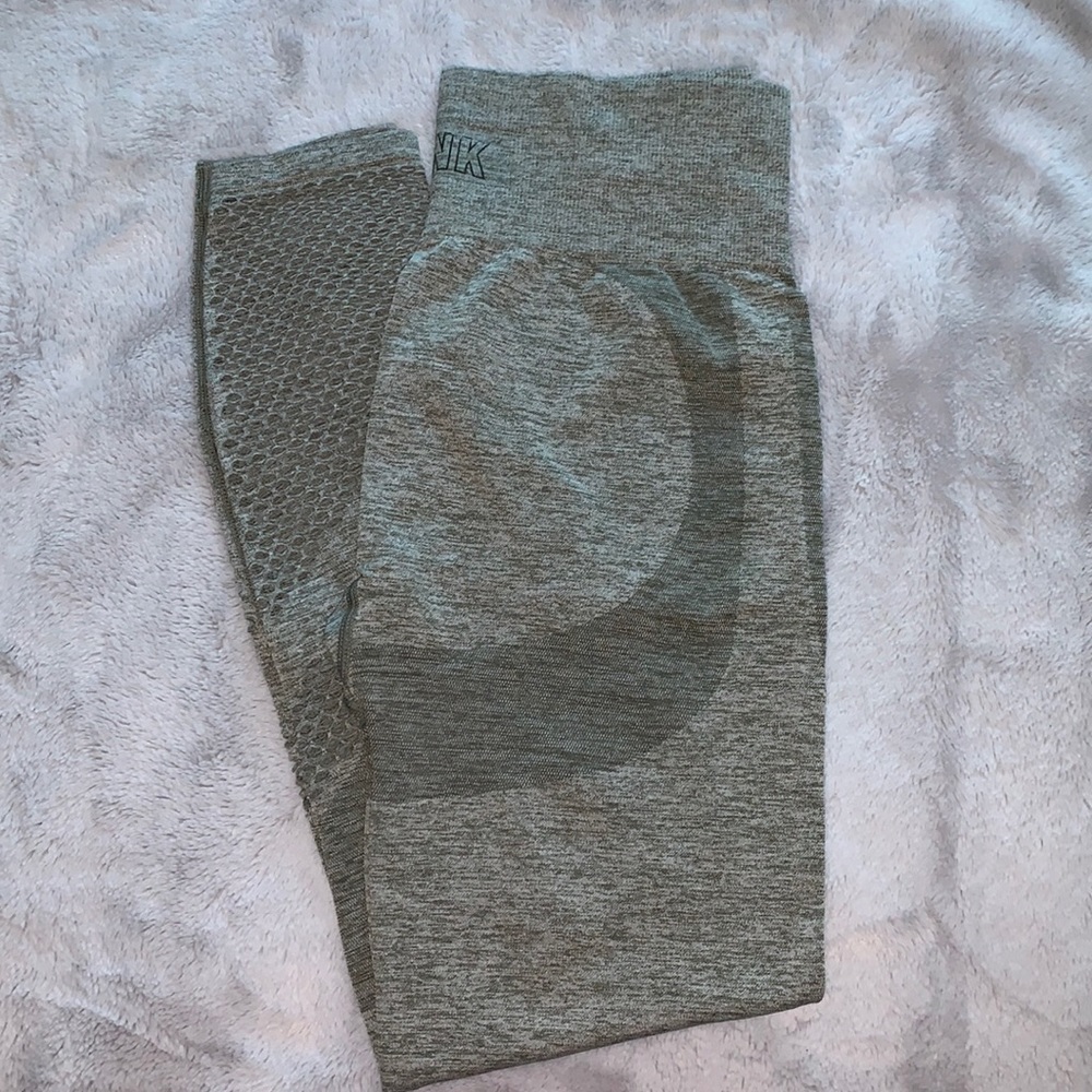 Victoria’s secret Pink Seamless Leggings